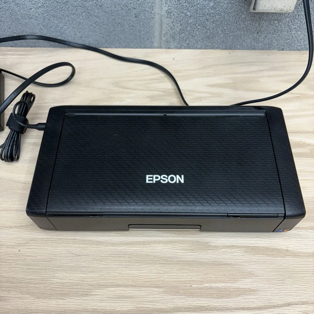 Epson WorkForce WF-110 Inkjet Mobile Printer Rechargeable Portable EUC